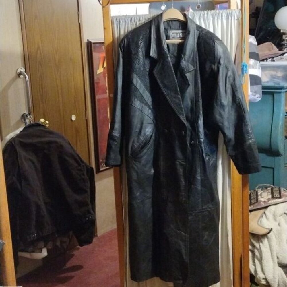 Otello Pelle leather trench coat